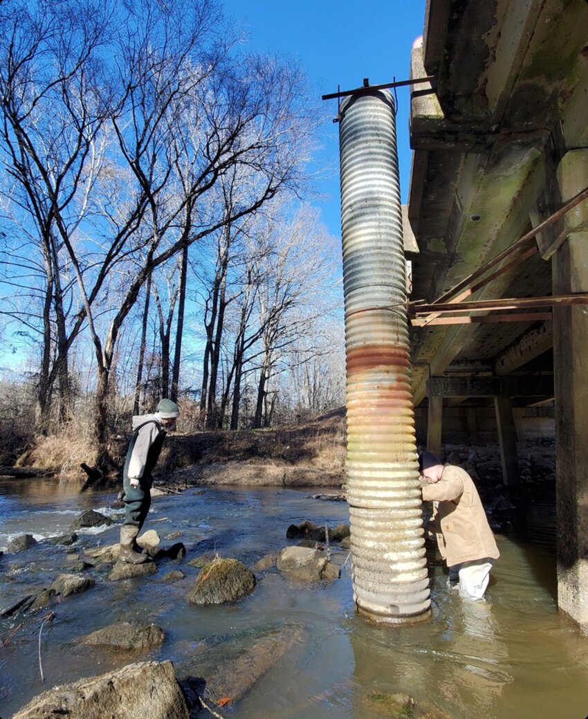 Fieldwork at Coalfire Creek, Pickens Watershed, Alabama, January 2024